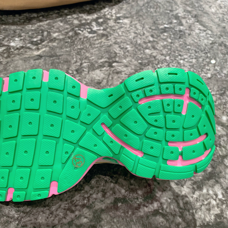 Europäische Waren Neue Sport Papa Schuhe Frauen S Herbst Neue Mesh Oberfläche Atmungsaktive Casual Weichen Boden Laufschuhe Frauen S schuhe_voghion.com