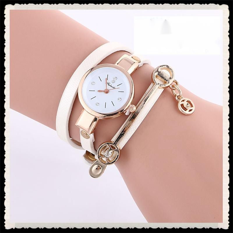 Μοντέρνο κρεμαστό ρολόι με ένθετο γυναικείο τυλιγμένο βραχιόλι από κράμα διαμαντιών με καυτές πωλήσεις, ρολόι χαλαζία_voghion.com