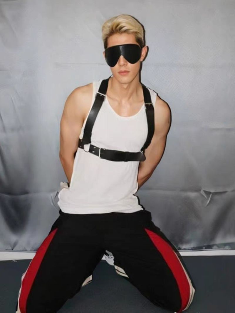 LuvBox Cintura alla moda maschile in stile punk europeo e americano Harajuku PU in pelle cava con tracolla, accessori bondage_voghion.com