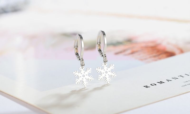 Orecchini placcati in argento S925 di alta qualità, orecchini a forma di fiocco di neve in stile foresta, orecchini dal temperamento elegante, gioielli femminili_voghion.com