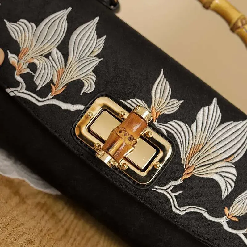 Exquisite Chinese-Style Cheongsam Banquet And Hanfu Handbag Ethnic-Style Embroidered Clutch Bag_voghion.com