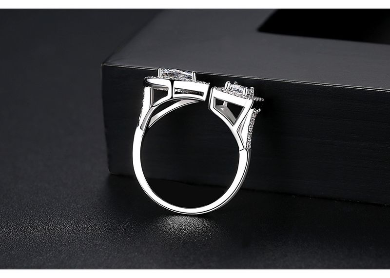 Anello aperto geometrico da donna con zircone, elegante design minimalista, base in rame placcato rodio/oro K_voghion.com