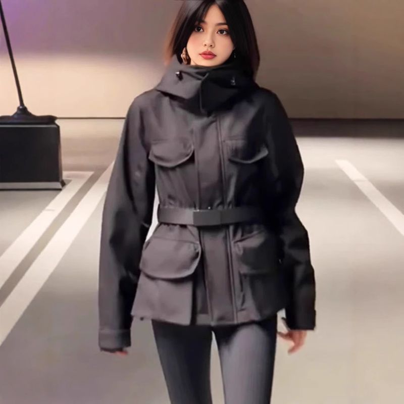 Giacca antivento in pile in stile europeo per donna in autunno inverno 2025, nuova cintura con cappuccio e snellente_voghion.com
