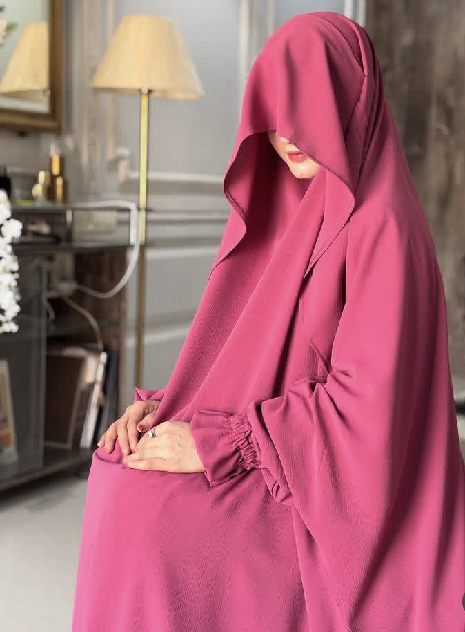 Muslimisches einfarbiges Gewand mit Glockenärmeln, zweiteiliges Set für Frauen mit großem Hijab und Rock P402_voghion.com