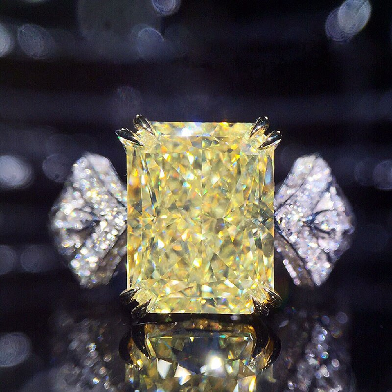 Cao Shis luxuriöser 10 x 14 mm quadratischer Diamant-Zirkonring als Geschenkaccessoire zum Valentinstag_voghion.com