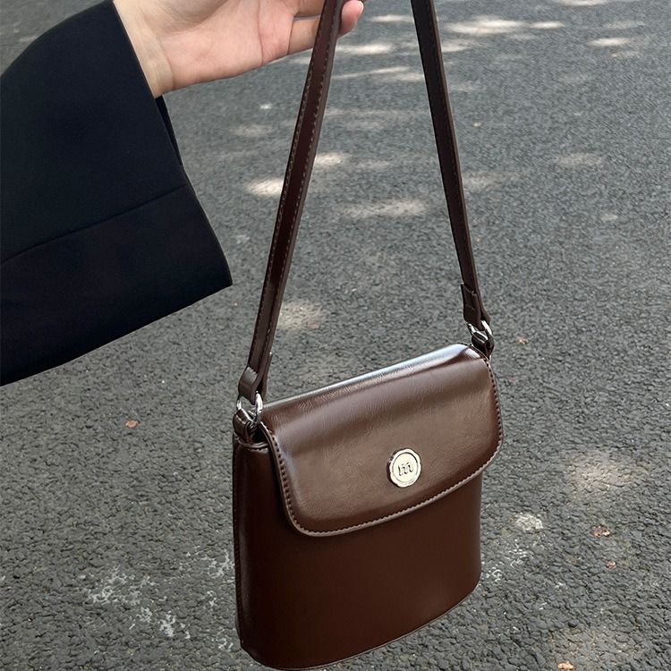 Borsa a secchiello da donna con design di nicchia, borsa quadrata estiva da donna, piccola borsa di alta qualità per donna_voghion.com