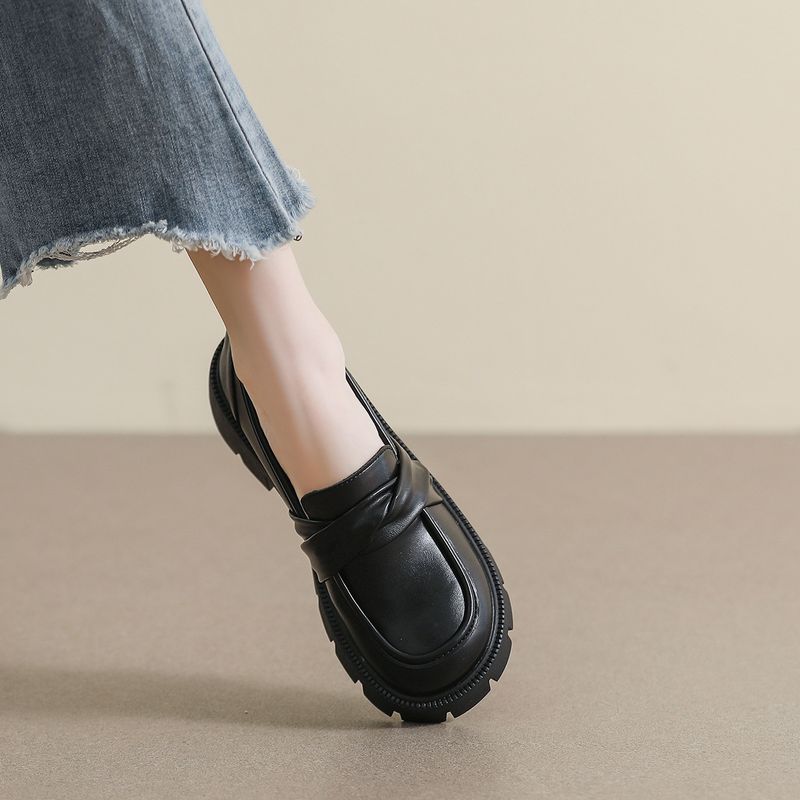 Platform Loafers Women's One-pedal Black Retro Small Leather Shoes College Style Soft-soled Single Shoes_voghion.com