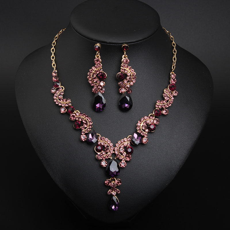 Europa e Stati Uniti set di orecchini di collana di pietre preziose semplici di cristallo di lusso leggero set di accessori femminili per abiti da sposa_voghion.com