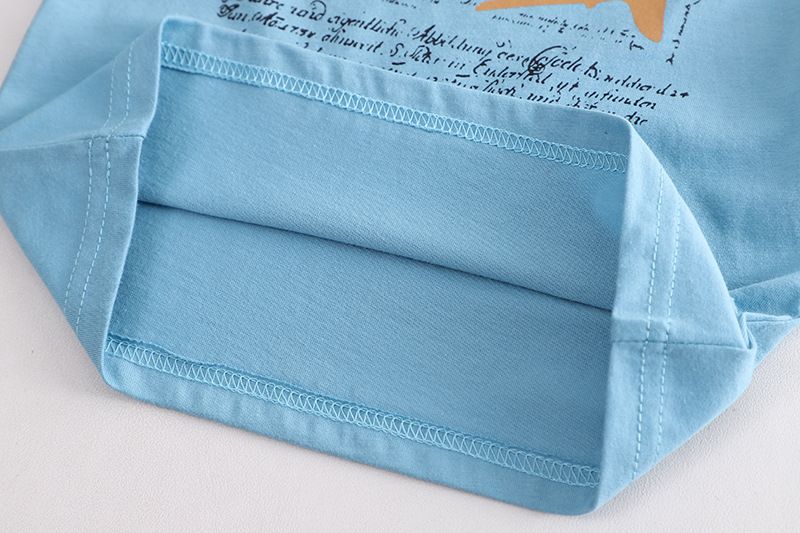 Meninos Verão 2024 Novo Bebê Moda Casual Gola Redonda Carta Golfinho Manga Curta Conjunto de Duas Peças_voghion.com