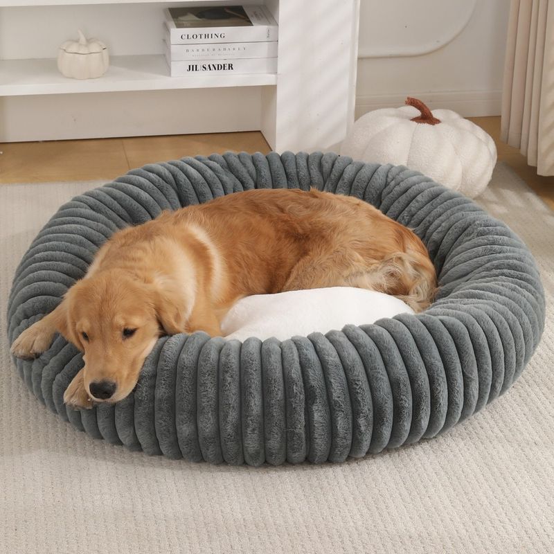 All-Season Round Dog Soft Comfortable Cat Bed Striped Plush Mat Donut Pet Nest_voghion.com