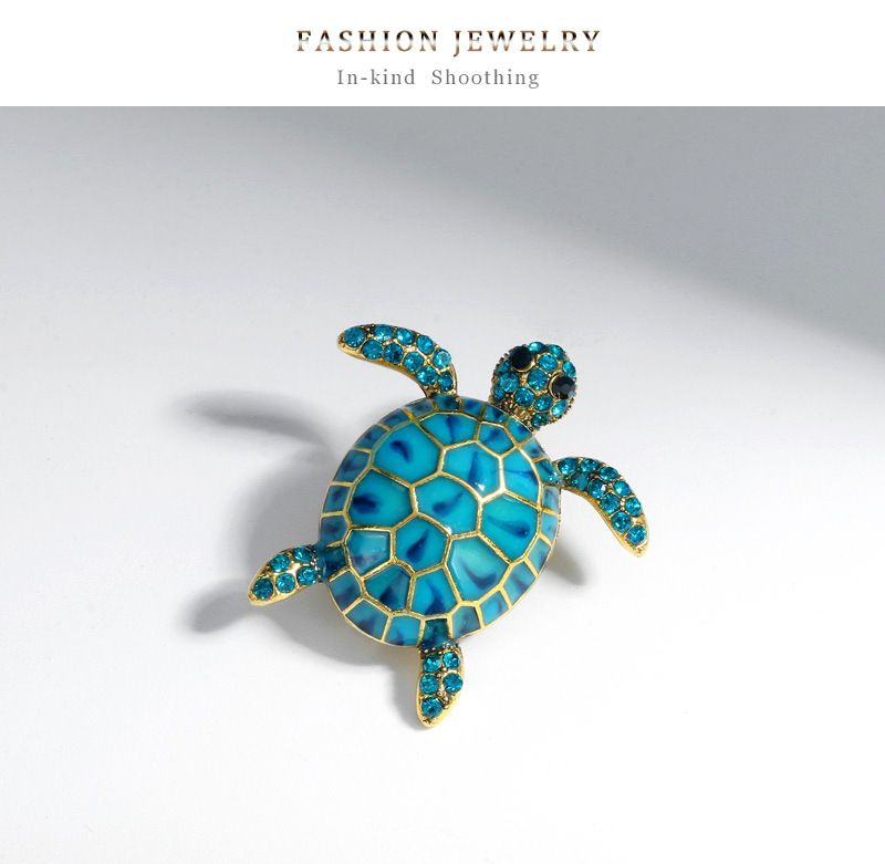 Fashionable creative turtle animal personalized versatile, diamond studded and oil dripping chest badge brooch,_voghion.com