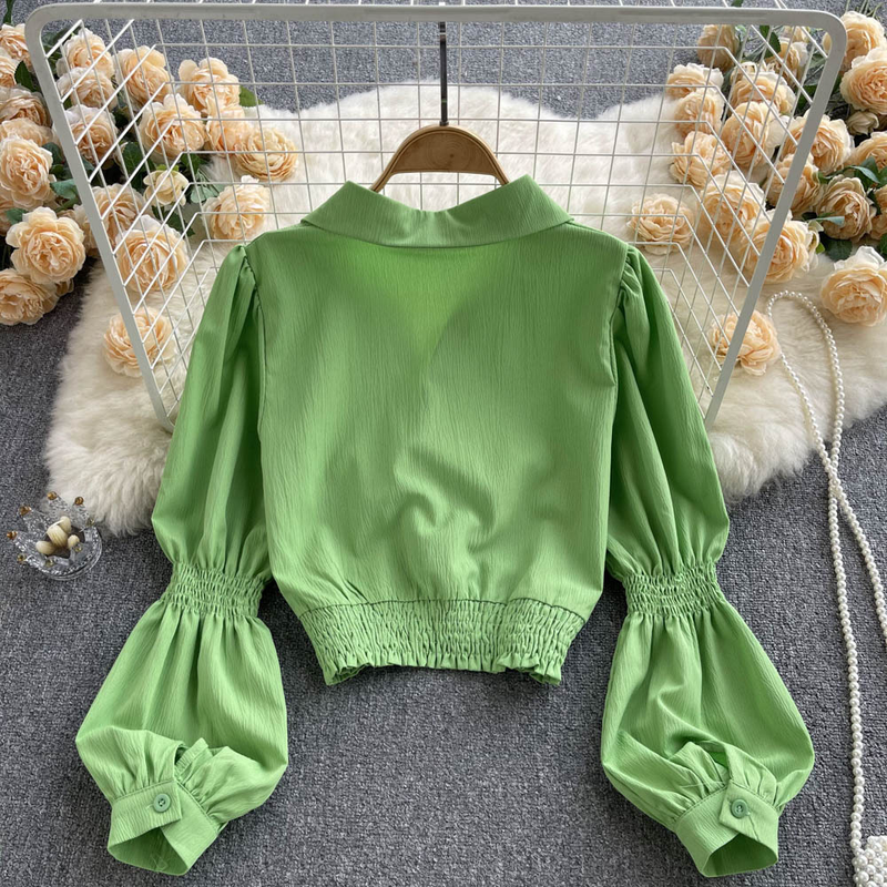 Camicie da donna con maniche a sbuffo, camicie sciancrate, corte, chic, eleganti, belle, eleganti, bianche_voghion.com