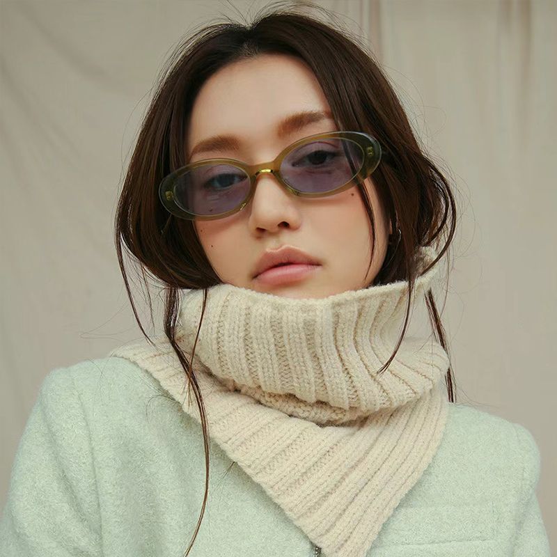 LazyZoom GM Occhiali da sole ovali stretti alla moda femminile, di colore chiaro e sexy_voghion.com
