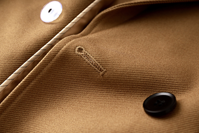 Abbigliamento da donna Trench lungo monopetto con lacci, cappotto d'atmosfera_voghion.com