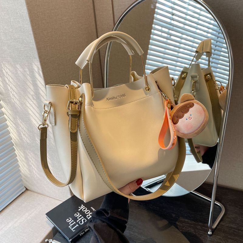 Amy Rabbit 2023 Neue High-End-Texturtasche für Damen, große Kapazität, vielseitige One-Shoulder-Pendlertasche_voghion.com