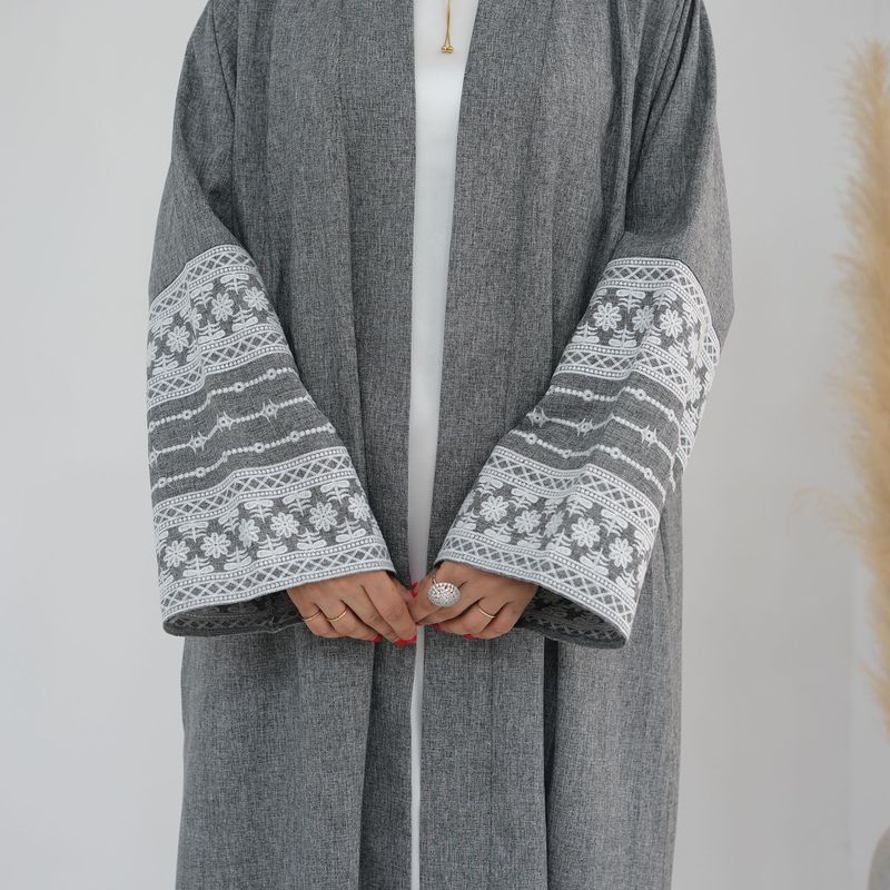 Ženska odjeća s vezom, elegantni kardigan-ogrtač_voghion.com
