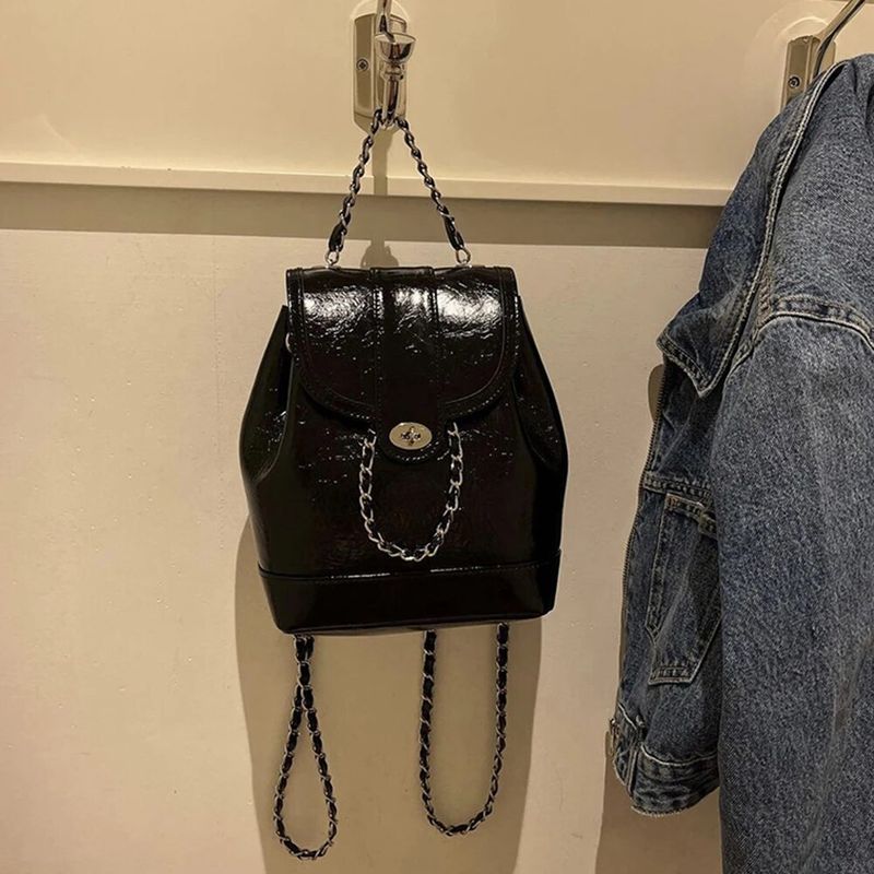 Mochilas femininas de couro PU com cordão, grande capacidade, corrente, alças de ombro ajustáveis, cor sólida, bolsa de viagem_voghion.com