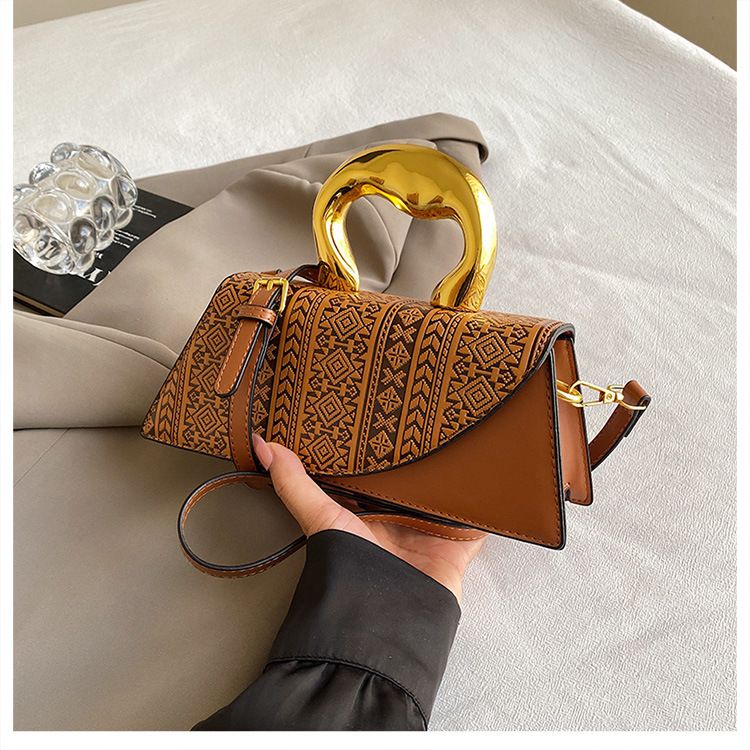 French Shell 2024 New Trendy Western style Electroplated Handbag Printed Splicing Bag_voghion.com