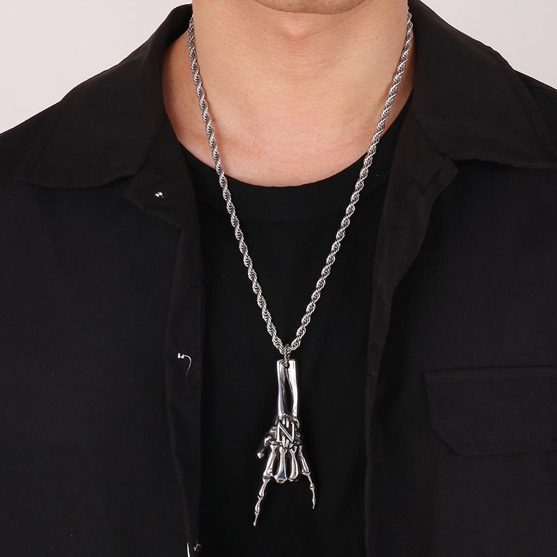 Collana con ciondolo gesto creativo alla moda in acciaio inossidabile con artiglio fantasma, stile hip hop, per uomo e donna_voghion.com