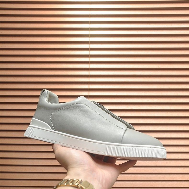 New Style Bangjia Ni Oxford Slip-On Suede Lazy Shoes Men's Casual Leather Loafers_voghion.com