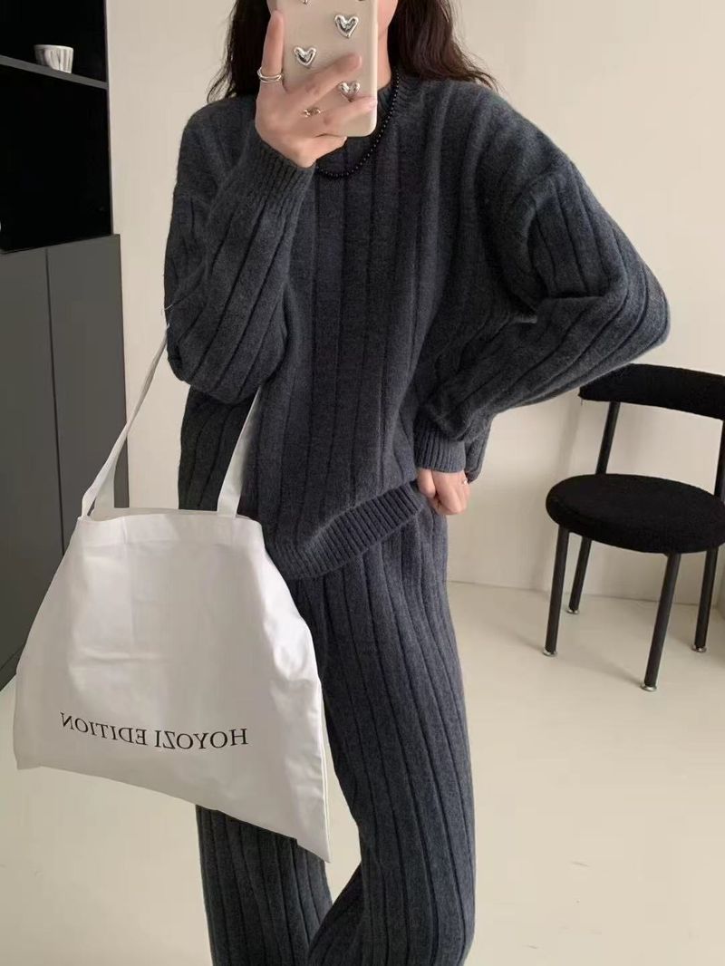 "Women's Knit Sweater & Pants Two-Piece Set – Round Neck Casual Lounge Suit, Soft Comfort For Autumn & Winter"_voghion.com