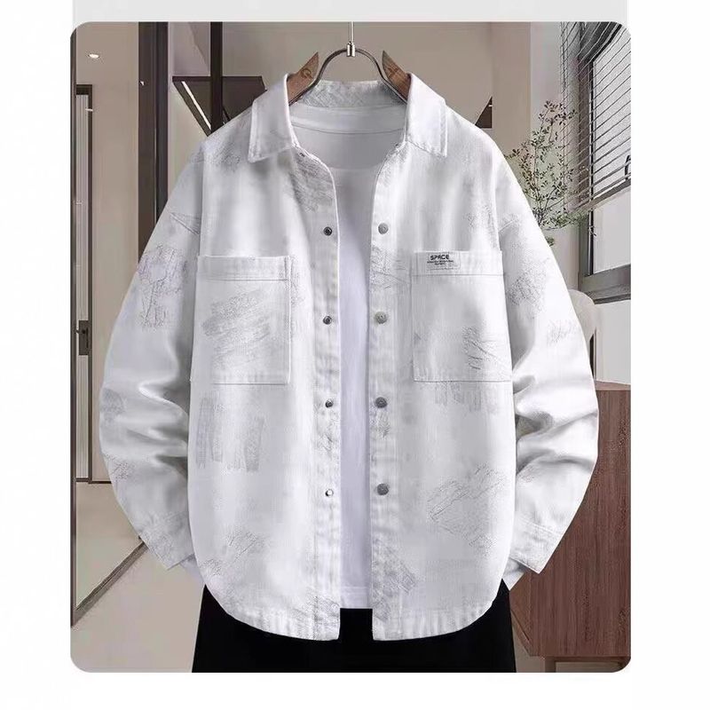 Giacca in denim lavato retrò da uomo in autunno, giacca casual ampia e alla moda, capospalla alla moda_voghion.com