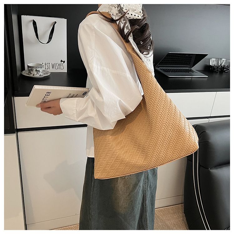 Borsa a tracolla singola alla moda con motivo intrecciato, grande capacità, per le donne, 2025_voghion.com