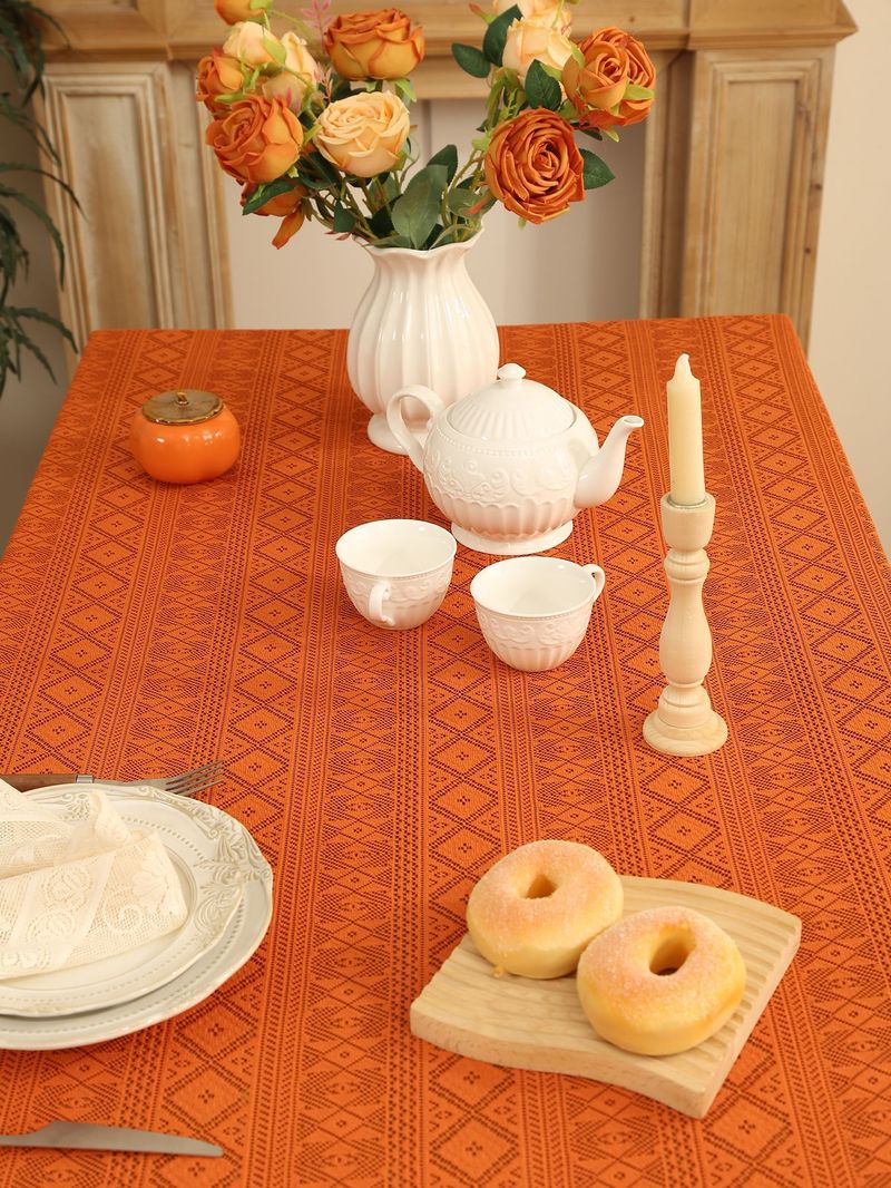 Nappe élégante en dentelle diamantée – Housse de table rectangulaire en polyester de qualité supérieure pour tables à manger et tables basses (antidérapante et résistante à la poussière)_voghion.com