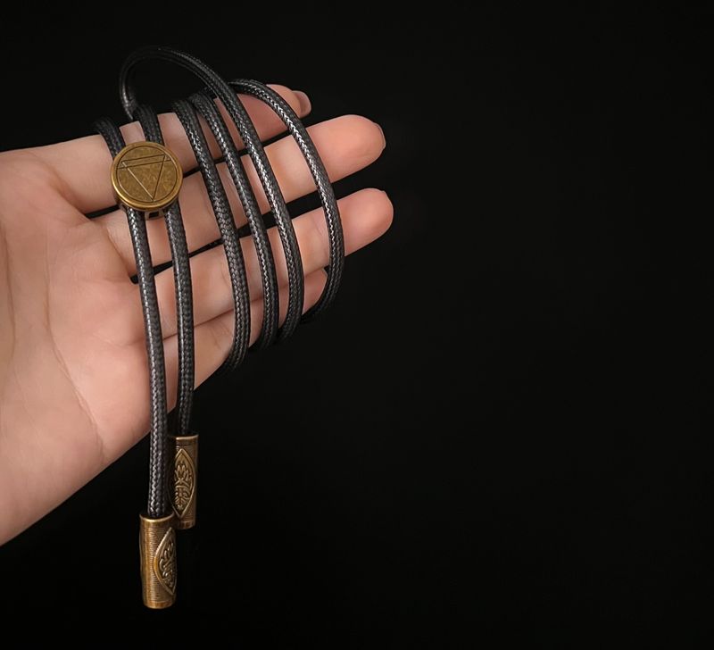 Cravatta piccola da uomo, nuova maglietta semplice, collana, retro verde antico regolabile, cravatta a farfalla in corda_voghion.com
