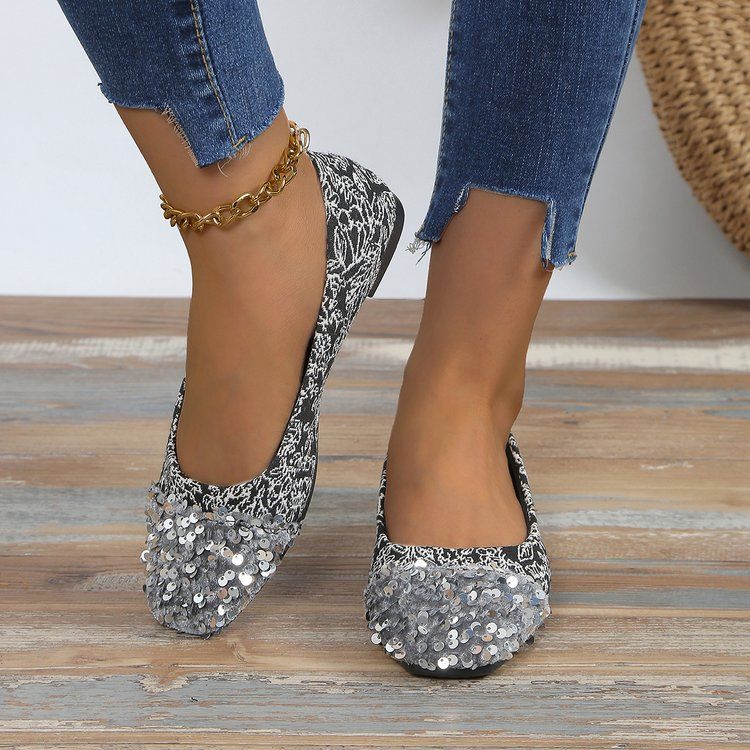 2025 New Evening Style Water Diamond French Flat Single Women's Pointed Grandma Shoes 41-43_voghion.com