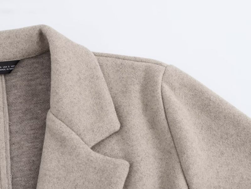 Cappotto autunnale da donna – Trench morbido di ispirazione francese con bottoni e collo in pelliccia sintetica (XS/S/M/L, cachi/nero/crema)_voghion.com
