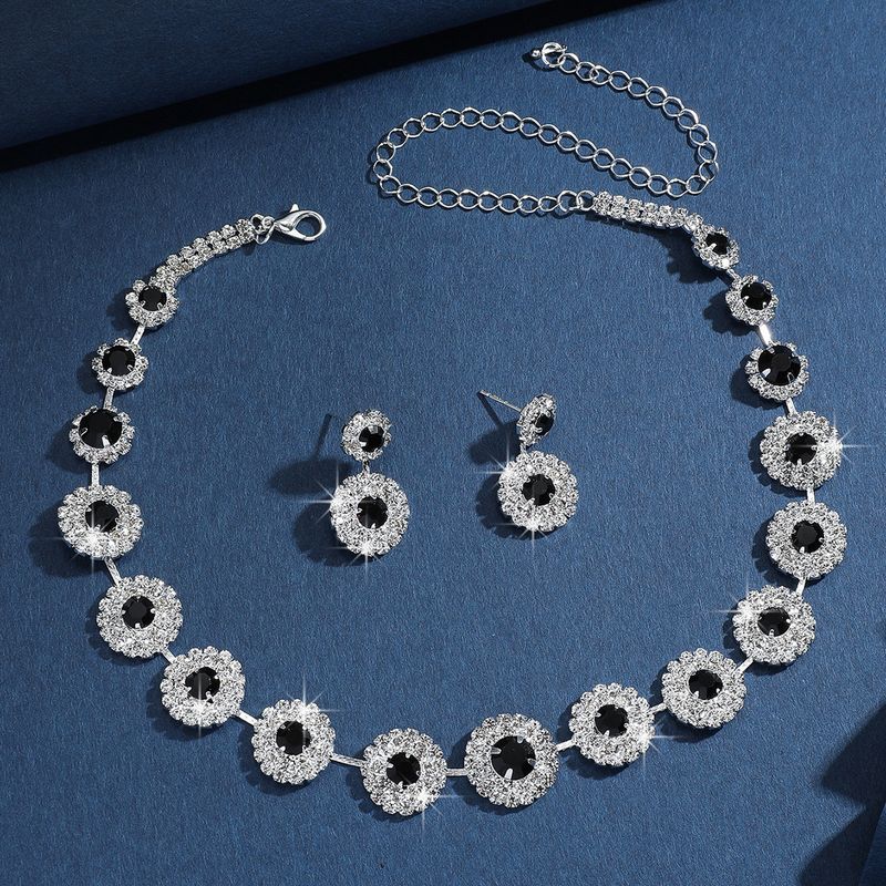European And American Hot Fashion Rhinestone Earrings Necklace Two-piece Set Claw Chain Bride Wedding Birthday Party_voghion.com