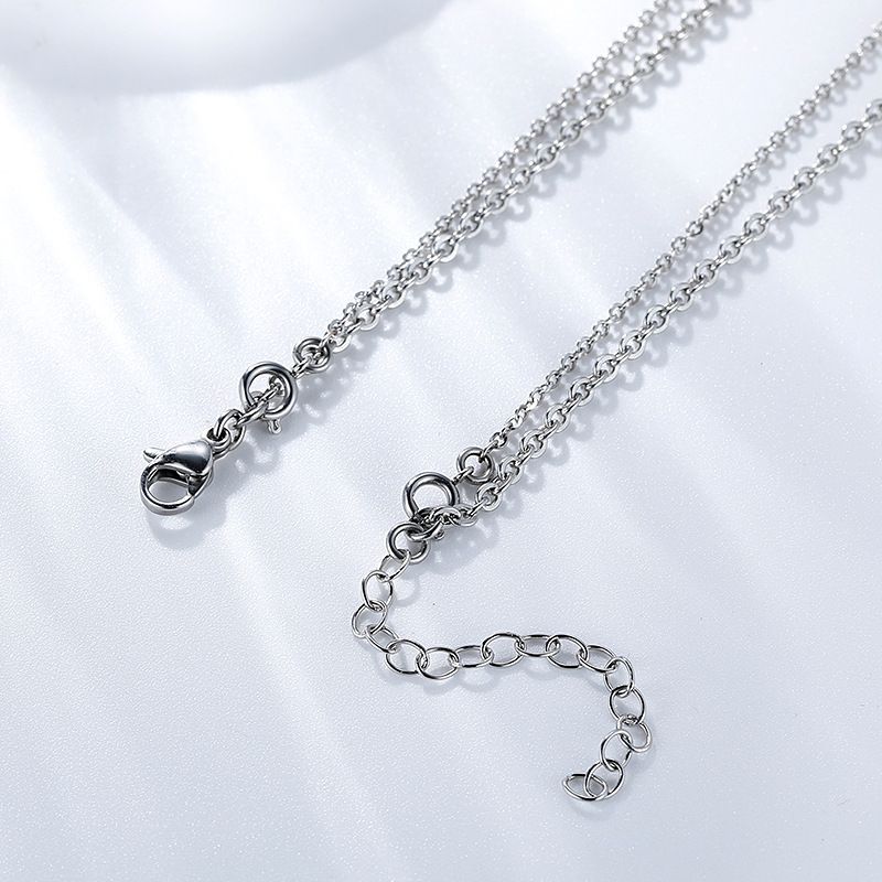 Collana con ciondolo a forma di quadrifoglio con diamanti intarsiati e cristalli per la festa della mamma, elegante e alla moda, con catena a doppio strato per clavicola._voghion.com
