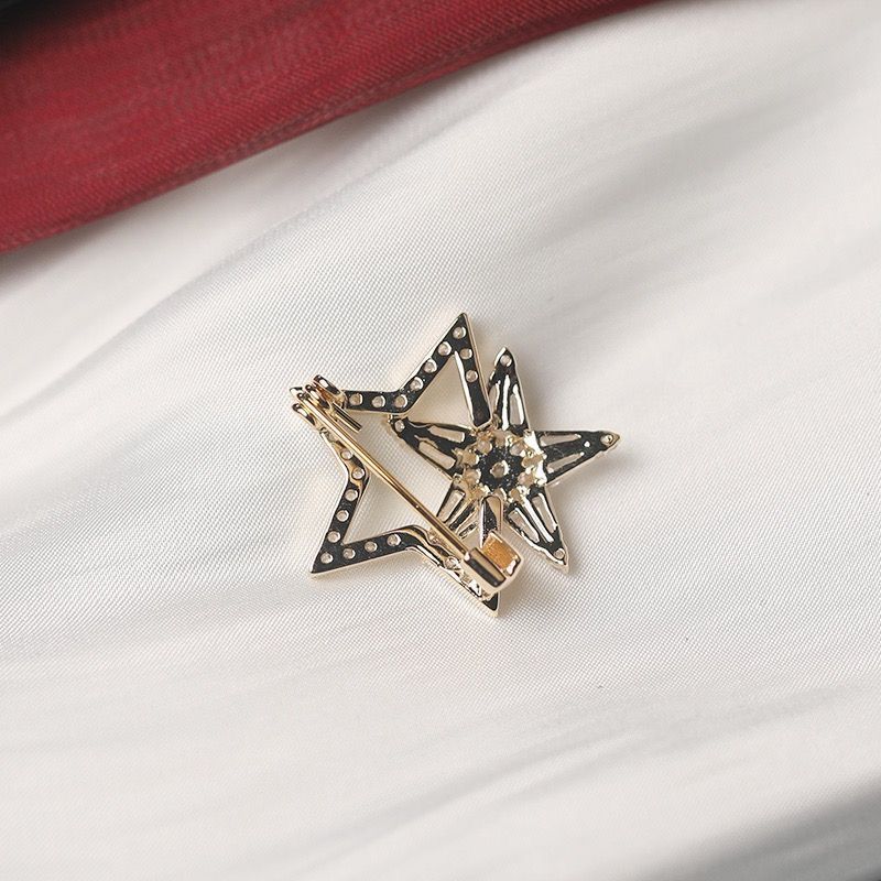 Double-layer Five-pointed Star Brooch, Personalized Simple Corsage, Suit Accessories, Clothes Neckline, Anti-light Pin, Versatile Badge_voghion.com