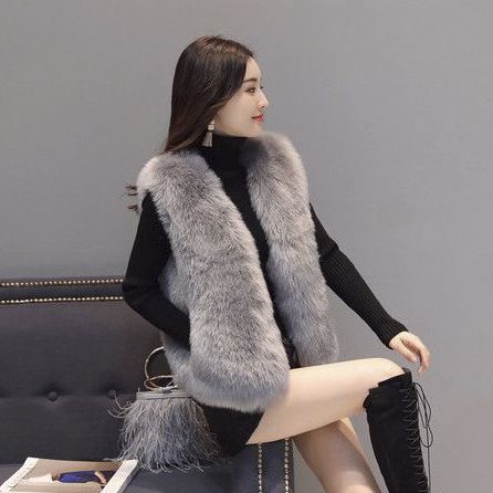 Gilet matelassé en fausse fourrure pour femme – Doudoune courte sans manches au toucher velours luxueux (S-2XL) – Vêtement d'extérieur gris élégant pour superposer les vêtements d'hiver_voghion.com