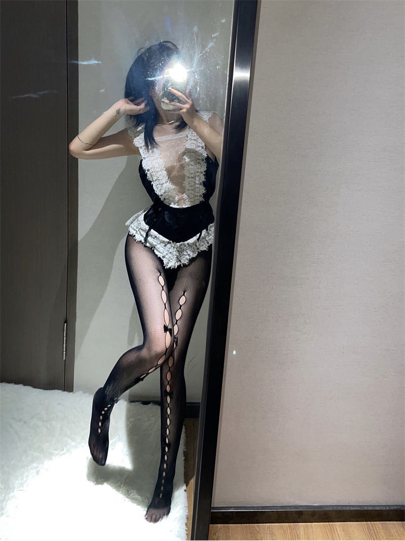 Pure And Sexy Spicy Black With Hollow Out Multiple Bows Fishnet Handmade Thin Pantyhose White Stockings_voghion.com