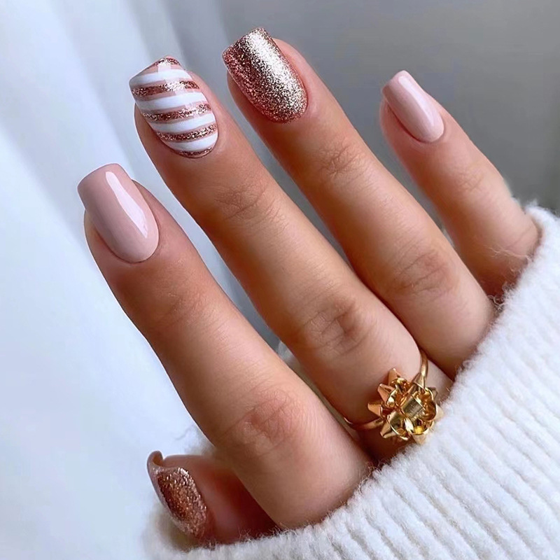 Miglioramento del twill natalizio con champagne frizzante Polvere Instagram di media lunghezza Prodotto falso da indossare_voghion.com