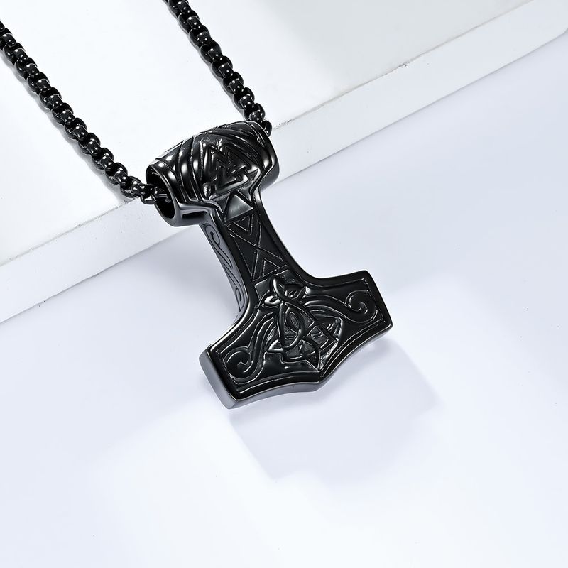 Retro Nordic Viking Triangle Solmu Thorin vasara Titaaniteräs Kaulakoru Crossbridge Verkkokaupan ruostumattomasta teräksestä valmistettu koruriipus_voghion.com