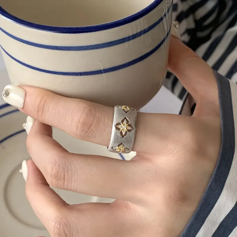 S925 Sterling Silver Four-leaf Clover Zircon Adjustable Size For Women Italian Palace Incense Retro Light Luxury_voghion.com