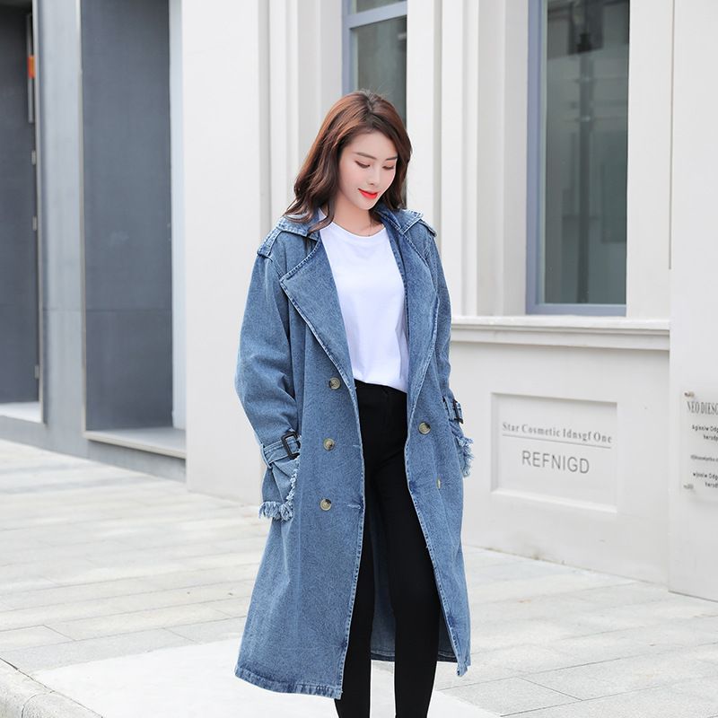 Stor storlek Lös medellång denim trenchcoat med bälte och dubbelknäppta knappar för kvinnor 19212_voghion.com