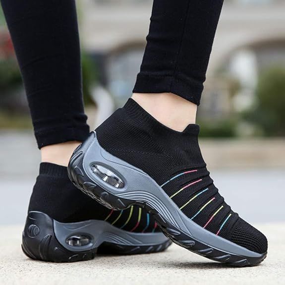 Sneakers da passeggio per donna larghe, scarpe da ginnastica estive alla moda in maglia slip on_voghion.com
