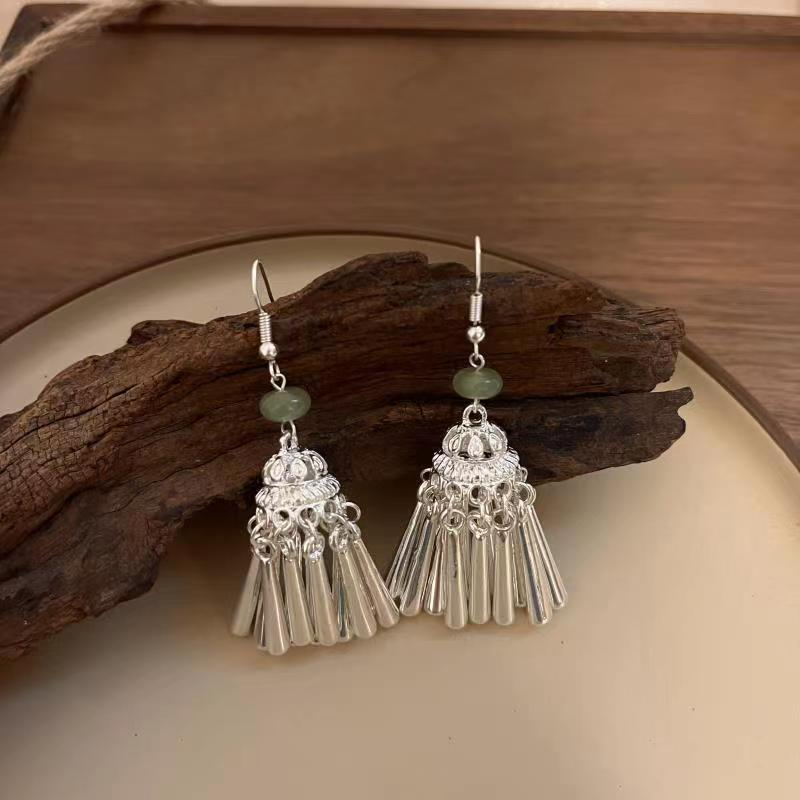 Orecchini da donna imitazione orecchini in argento Miao per donna, orecchini lunghi con nappe, temperamento e orecchini a gancio per l'orecchio di palazzo di fascia alta_voghion.com