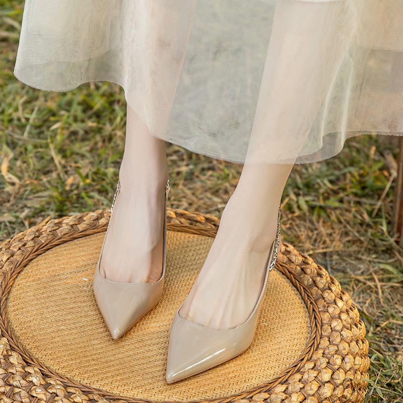 3299-12 French Design Iron Chain Decorative Pointed Thin High Heel Single Shoes Women's One Line With Temperament Baotou_voghion.com