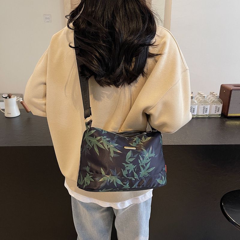 Large Capacity Casual Commuter Crossbody For Women, Fashionable Printed Versatile Shoulder With Multiple Compartments,_voghion.com