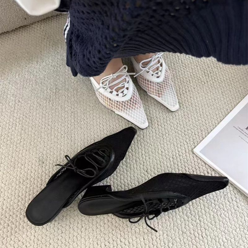 Zehenfreie, spitz zulaufende Sandalen mit Blockabsatz für Damen, Sommer 2025, französischer Stil, neuer offener Riemen, atmungsaktiv, kleiner Absatz_voghion.com