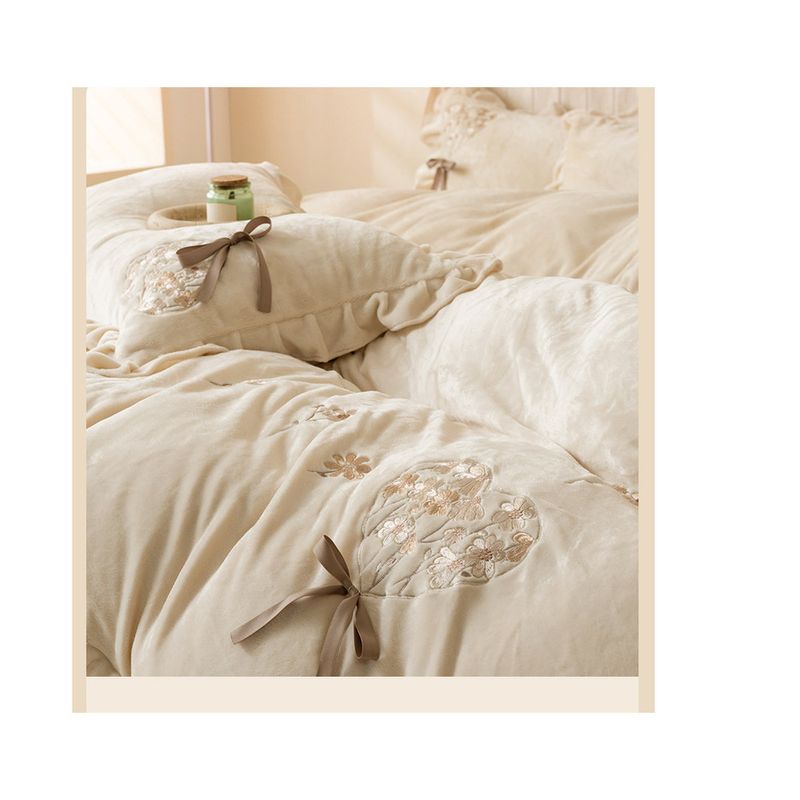 Set di quattro pezzi in velluto di latte, copripiumino invernale spesso e caldo con motivo a farfalla, biancheria da letto in pizzo di velluto corallo_voghion.com