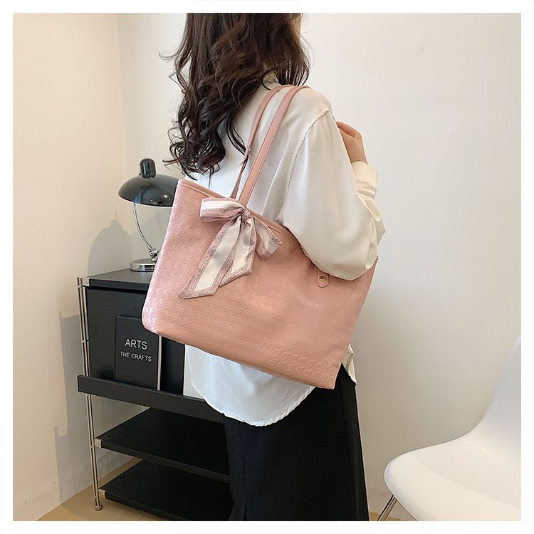 2024 Neue große Tasche für Damen, klein und vielseitig, modische Umhängetasche, Tragetasche für Pendler und Freizeit_voghion.com