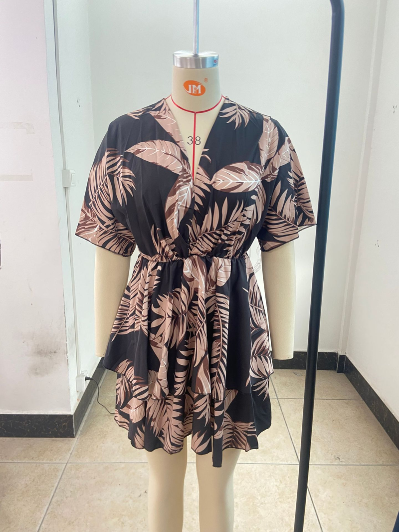 Damenkleid mit lockerem V-Ausschnitt und Fledermausärmeln_voghion.com