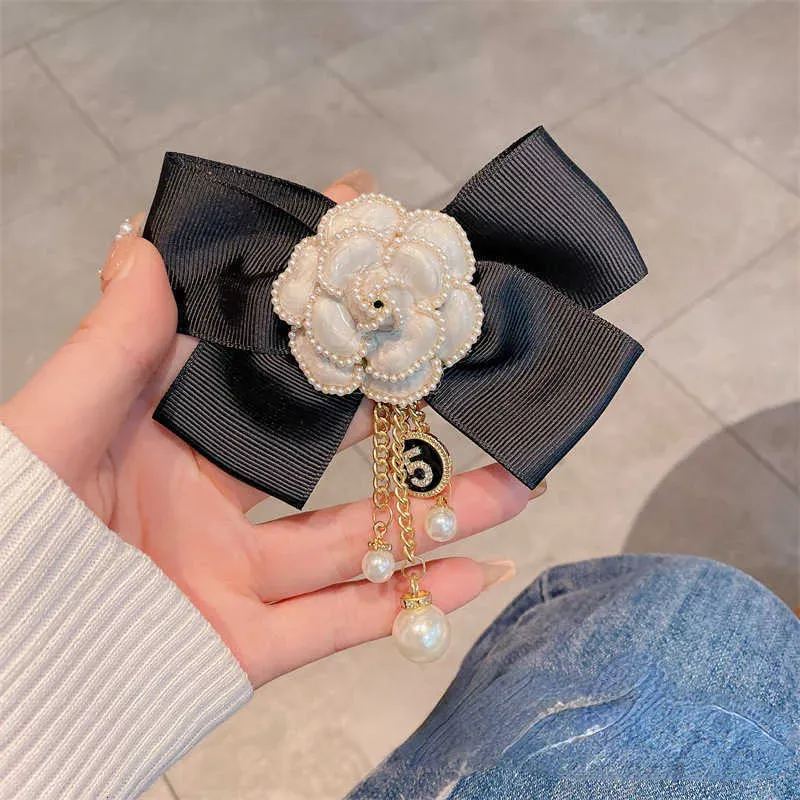 Luxury High-end Fabric Bow Brooch Camellia Flower Pearl Tassel Corsage Lapel Pins Suit Sweater Badge Luxulry Brooches_voghion.com