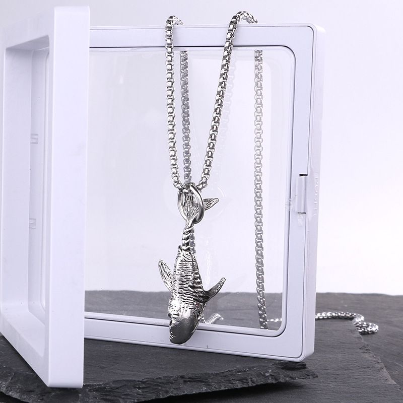 Trendy Street Hip-hop Whale Necklace, Internet Celebrity Personality, Trendy Fish Shaped Sweater Pendant, Couple, Male_voghion.com